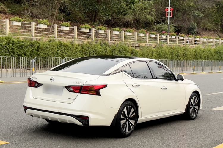 Used Nissan Teana 2021 2.0L XL Comfort Edition Exterior 8