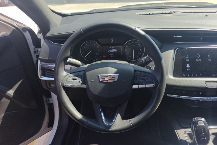 Used Cadillac XT4 2022 28T Two-Wheel Drive Fashion Edition