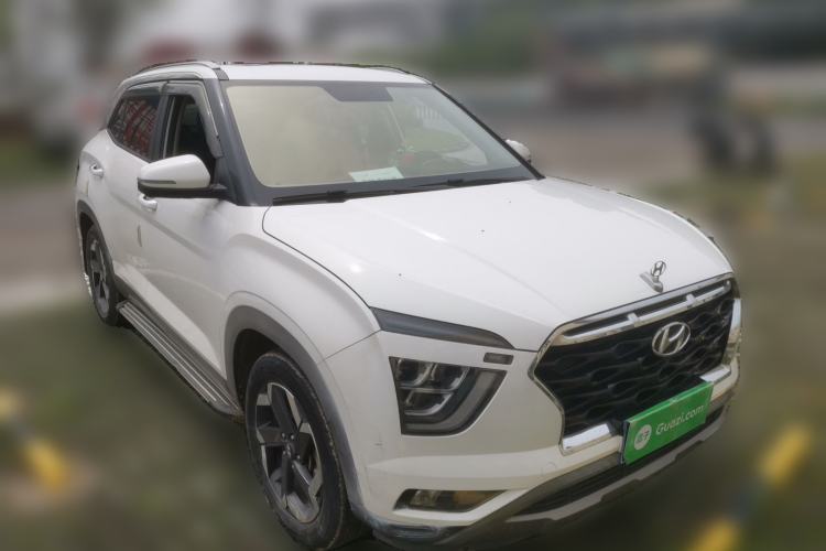 Used Hyundai ix25 2020 1.5L CVT DLX Prestige Version Front Right 45 Deg