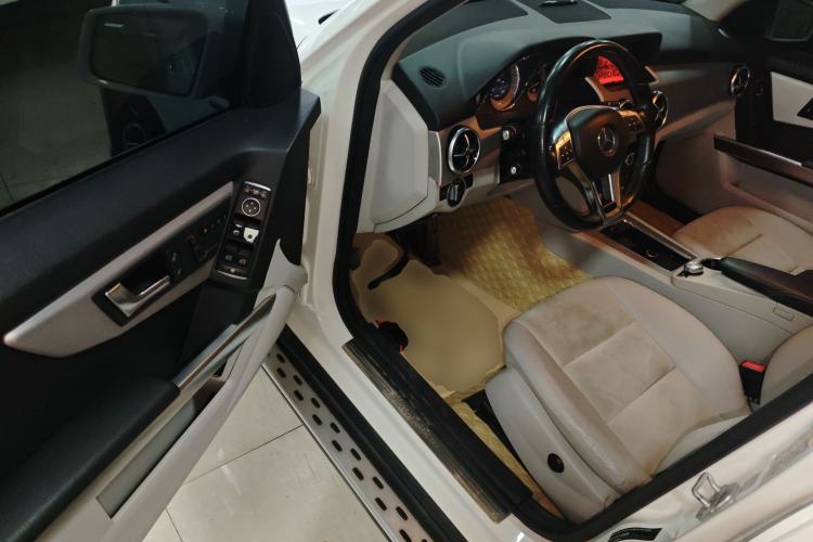 Used Mercedes-Benz GLK-Class 2015 GLK 300 4MATIC Fashion Edition Ultimate Version
