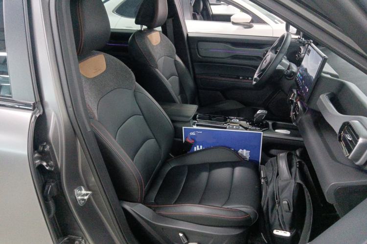 Used Geely Auto Cowboy 2025 1.5TD Fun-Offroad Version Right Front Seat