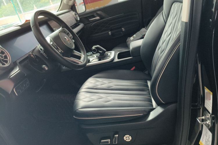 Used Tank 300 2021 Off-Road Edition 2.0T Challenger Left Front Seat