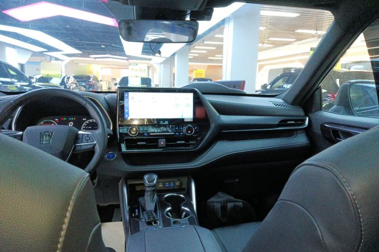 Used Toyota Crown Kluger 2022 2.5L HEV Four-Wheel Drive Premium Edition Center Console