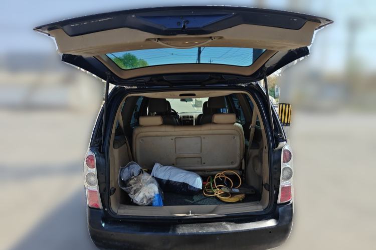 Used Buick GL8 2011 2.4L CT Comfort Edition