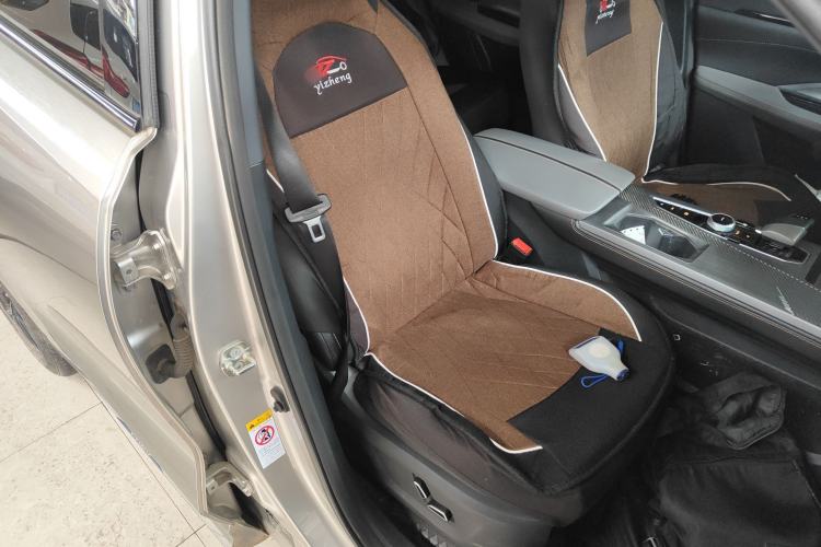 Used CHANGAN OSHAN Z6 New Energy 2023 ZhiDian iDD 150KM Flagship PLUS Smart Parking Edition Right Front Seat