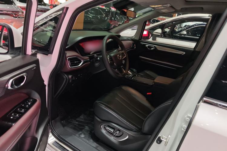 Used GAC Trumpchi M6 2023 PRO 270T DCT Luxury Edition
