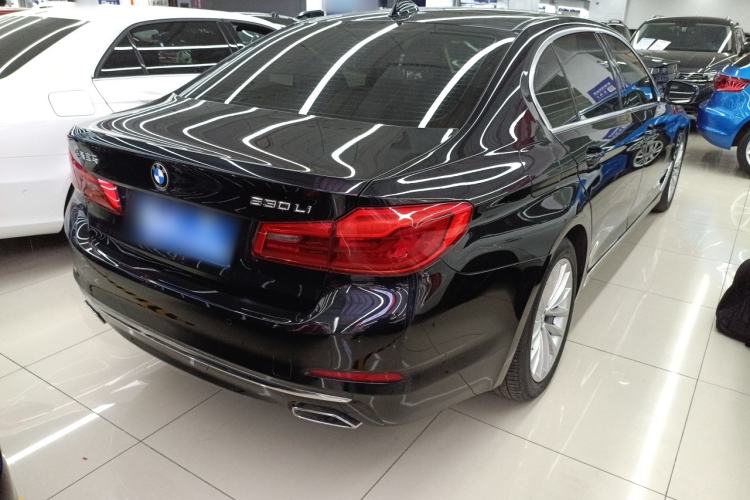 Used BMW 5 Series 2020 530Li Leading Edition Luxury Package Rear Right 45 Deg