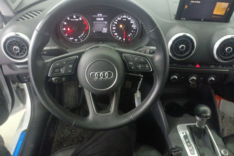 Used Audi A3 2020 Limousine 35 TFSI Fashion Edition China VI Emission Standard