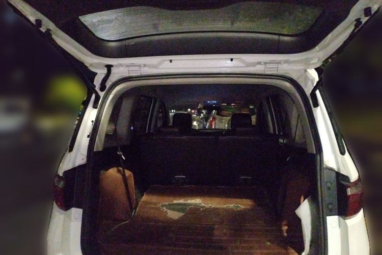 Used CHANGAN KAICHENG Oushang A600 2016 1.5L Manual Standard 7-Seater
