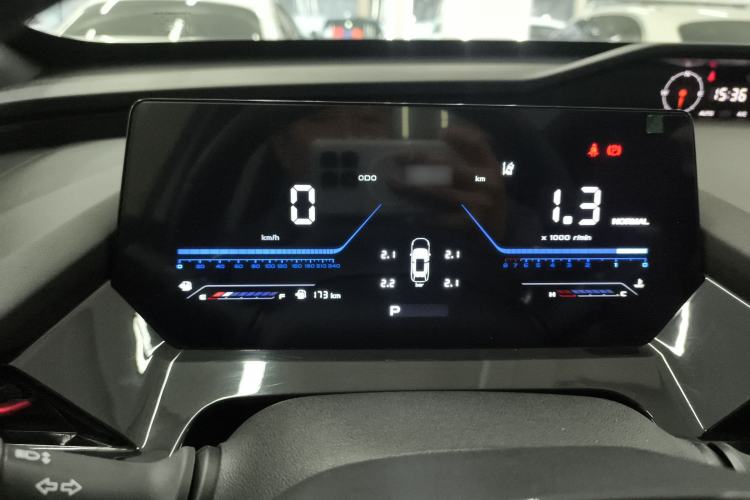 Used Oshan Z6 2023 Blue Whale 1.5T DCT Smart Luxury Model
