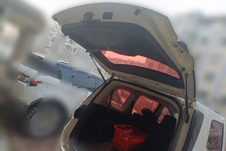 Used CHANGAN KAICHENG Oushang A600 2017 1.5L Manual Standard Edition Trunk