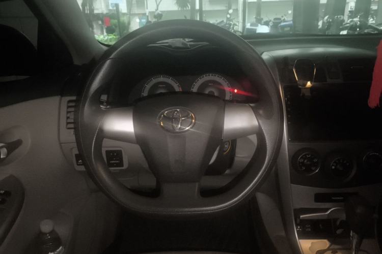 Used Toyota Corolla 2011 1.6L Automatic GL Sunroof Version