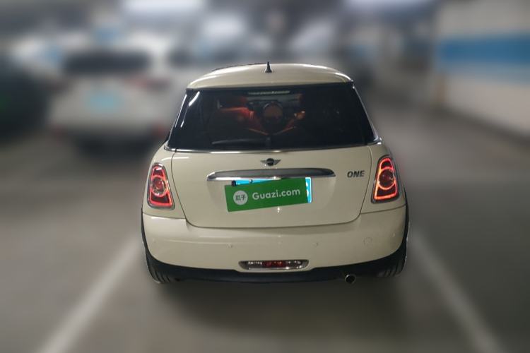 Used MINI 2011 1.6L ONE
