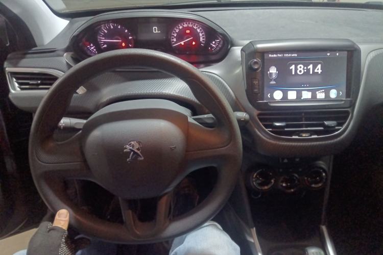 Used Peugeot 2008 2014 1.6L Manual Trend Edition