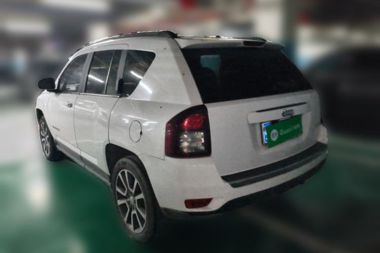 Used Jeep Compass 2014 2.0L two-wheel drive luxury version Rear Left 45 Deg