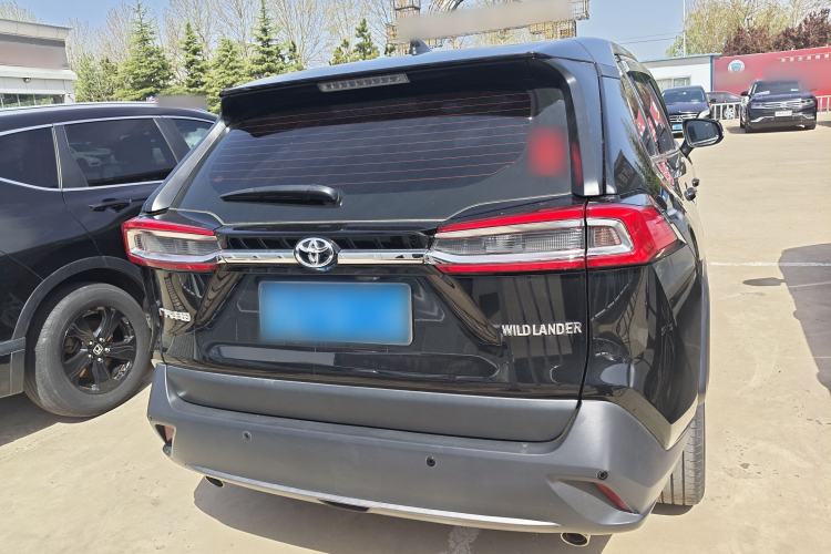 Used Toyota Wildlander 2022 Updated Version 2.0L CVT Two-Wheel Drive Leading Edition
