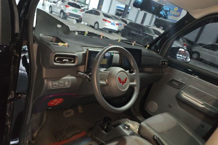 Used Wuling Zhiguang New Energy 2025 Comfort Model