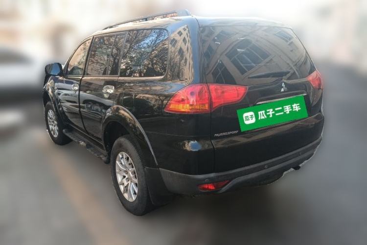 Used Mitsubishi Pajero Sport 2011 3.0L Luxury Navigation Edition