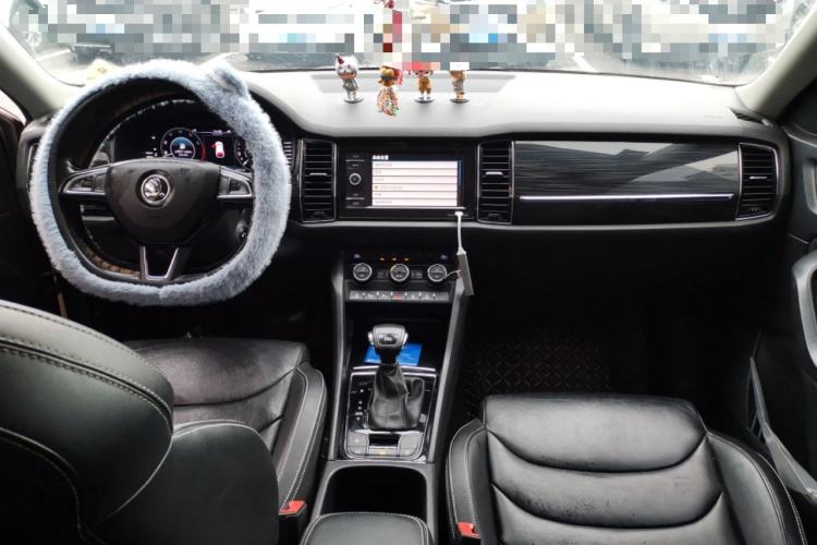 Used Skoda Kodiaq 2019 Facelifted TSI330 7-Seater Two-Wheel-Drive Luxury Enjoyment Edition China VI Standard
