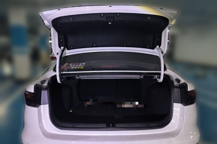 Used Geely Auto Emgrand 2022 4th Generation 1.5L CVT Flagship Model Trunk