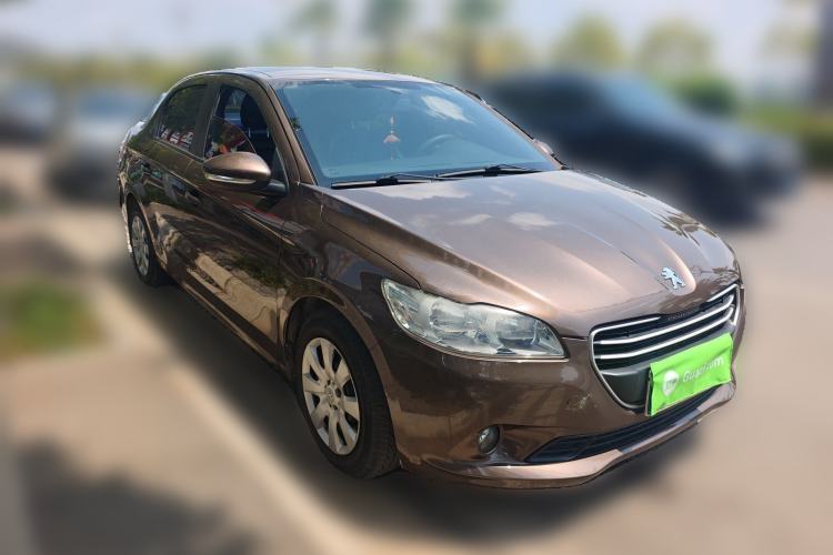 Used Peugeot 301 2014 1.6L Manual Comfort Edition Front Right 45 Deg
