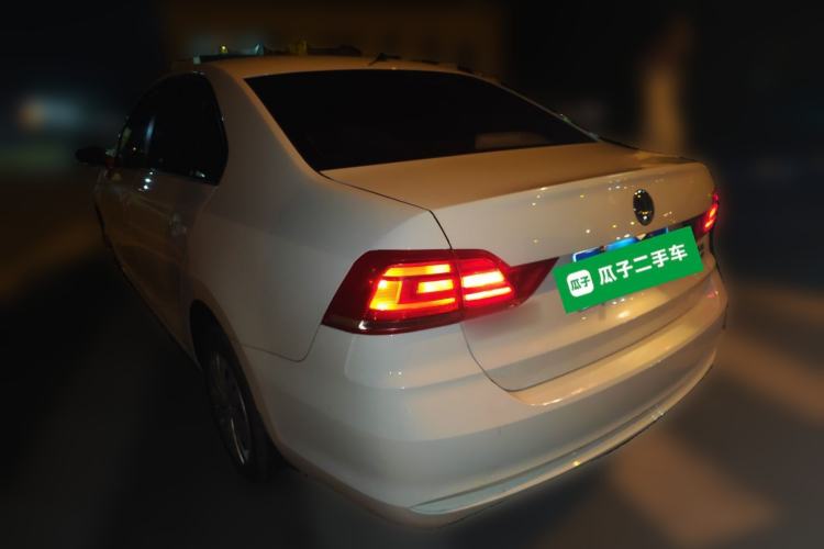 Used Volkswagen Santana 2016 1.6L Automatic Fashion Edition