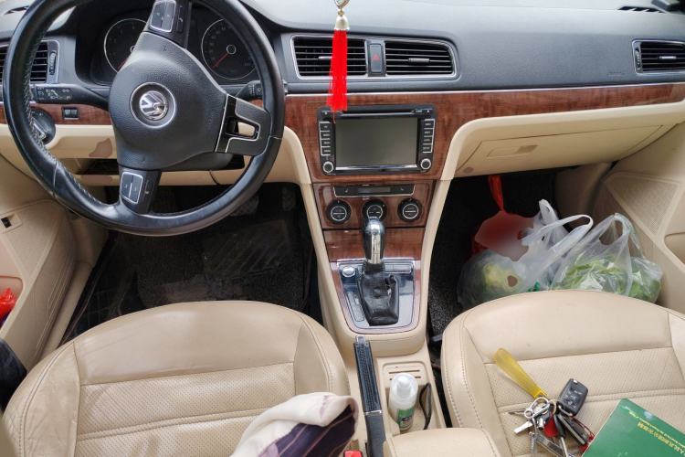 Used Volkswagen Lavida 2013 1.4TSI DSG Luxury Edition
