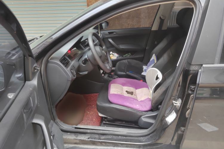 Used Volkswagen Santana 2015 1.6L Automatic Fashion Edition Left Front Seat