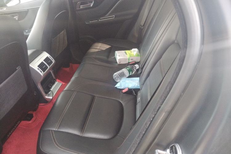 Used Jaguar F-PACE 2018 2.0T Four-Wheel Drive Urban Luxury Edition
