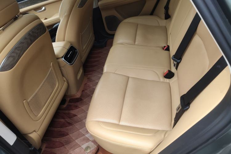 Used Hima AITO M5 2022 Extended-Range Four-Wheel Drive Ultimate Edition Left Rear Seat