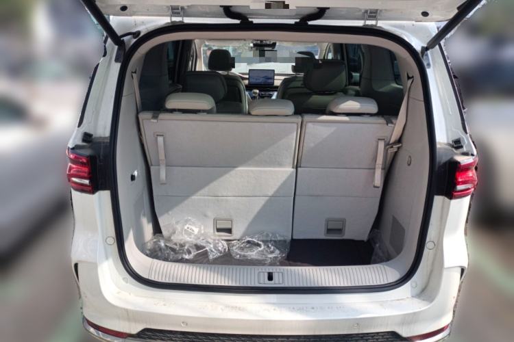 Used Roewe iMAX8 New Energy 2025 1.5T DMH Lu Zun Deluxe Edition