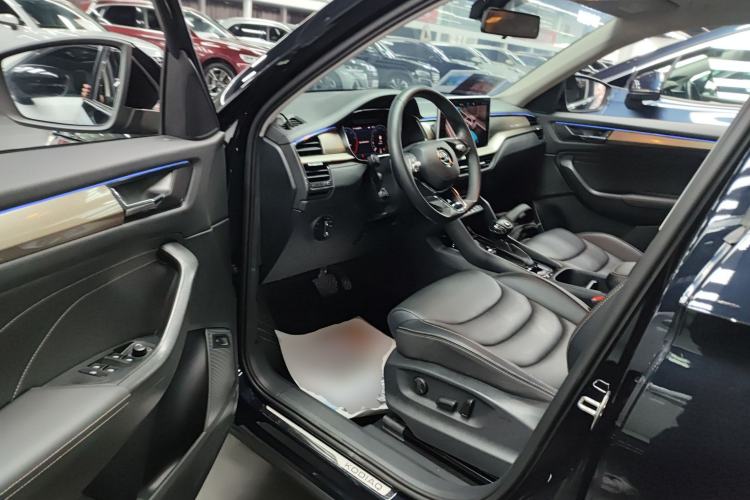 Used Skoda Kodiaq 2023 TSI330 5-Seater Two-Wheel-Drive Luxury Edition
