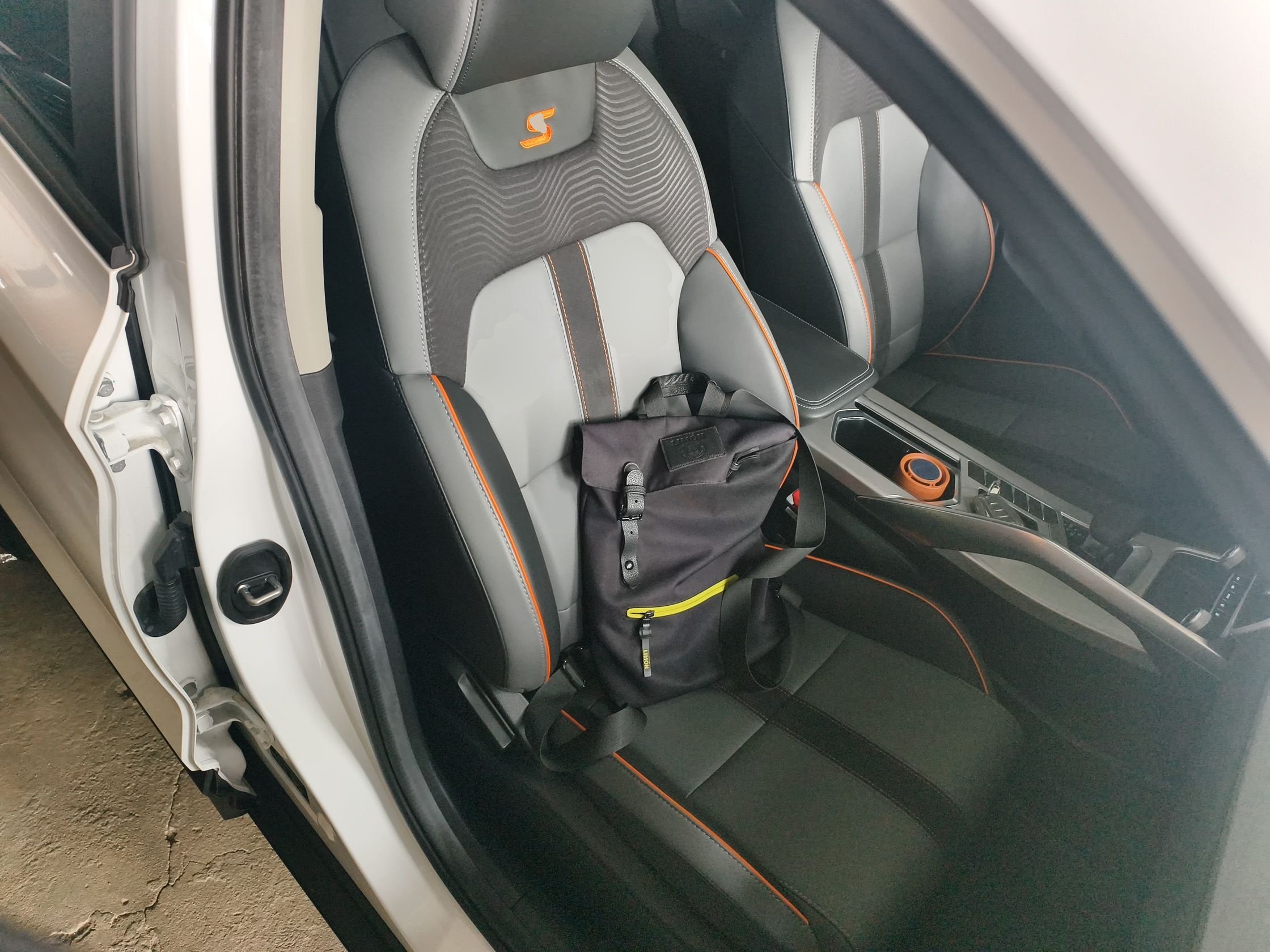Geely Auto Coolray 2024 1.5T DCT Longteng Edition — снимка 19