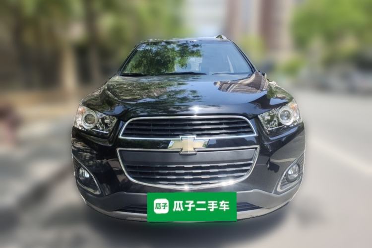 Used Chevrolet Captiva 2015 2.4L 4x4 Flagship Edition 7-Seater