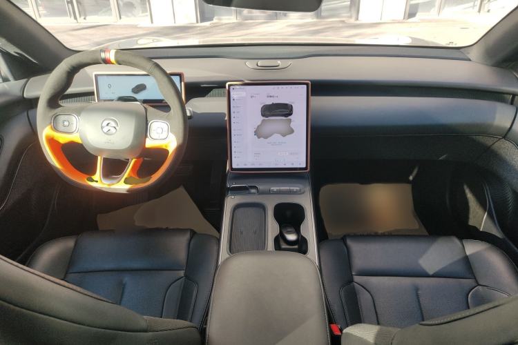 Used Nio ET5T 2023 75 kWh Touring Interior 2