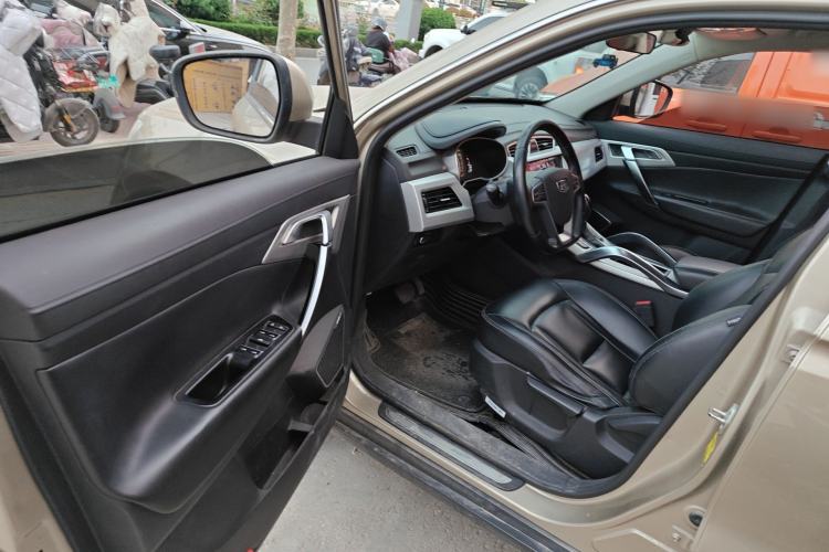 Used Geely Auto Emgrand X7 Sport 2016 1.8TD Automatic Smart Connectivity Version