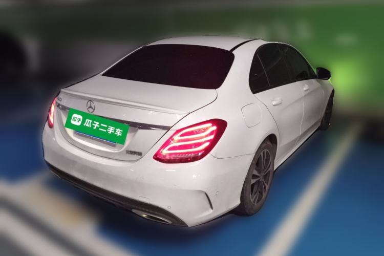 Used Mercedes-Benz C-Class 2017 Restyled C 200 Sport Edition Exterior 5