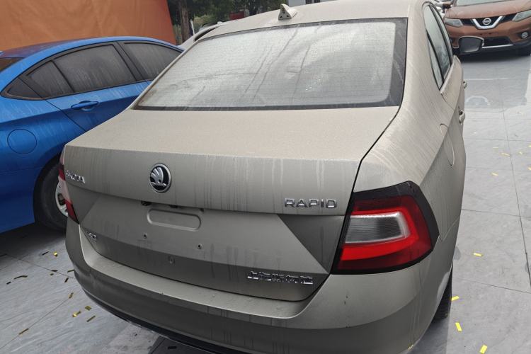 Used Skoda Rapid 2018 1.6L Manual Comfort Edition
