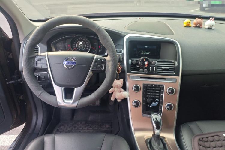 Used Volvo XC60 2015 T5 Smart Upgrade Model
