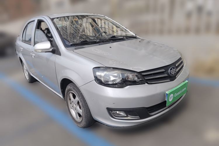 Used FAW Weizhi V5 2014 1.5L Manual Entry-Level Model

