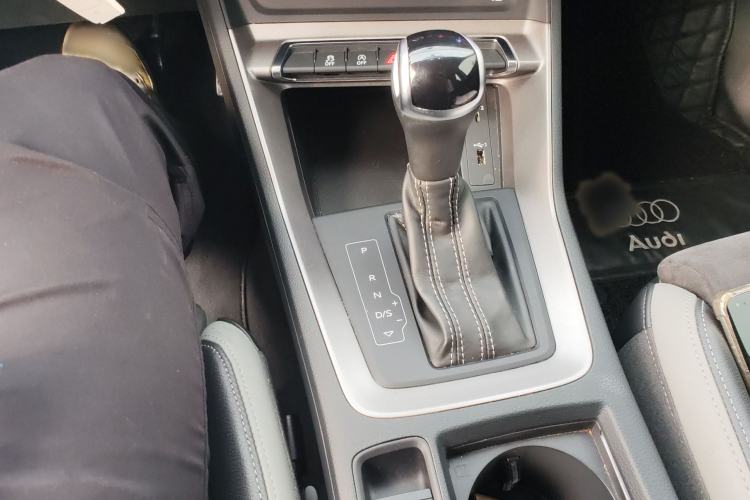 Used Audi Q3 2020 35 TFSI Ambition Dynamic Edition
