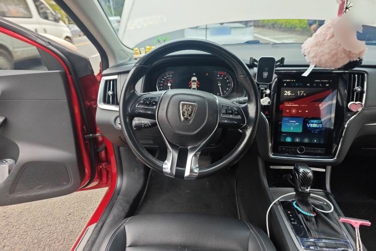 Used Roewe i6 2017 20T Automatic Internet ZhiZun Edition