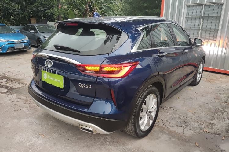 Used Infiniti QX50 2018 2.0T Two-Wheel Drive Fashion Edition
