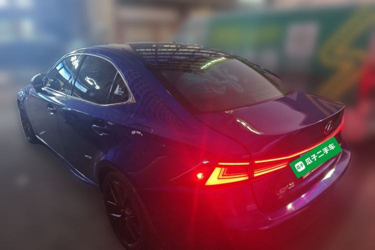 Used Lexus IS 2015 200t F SPORT
