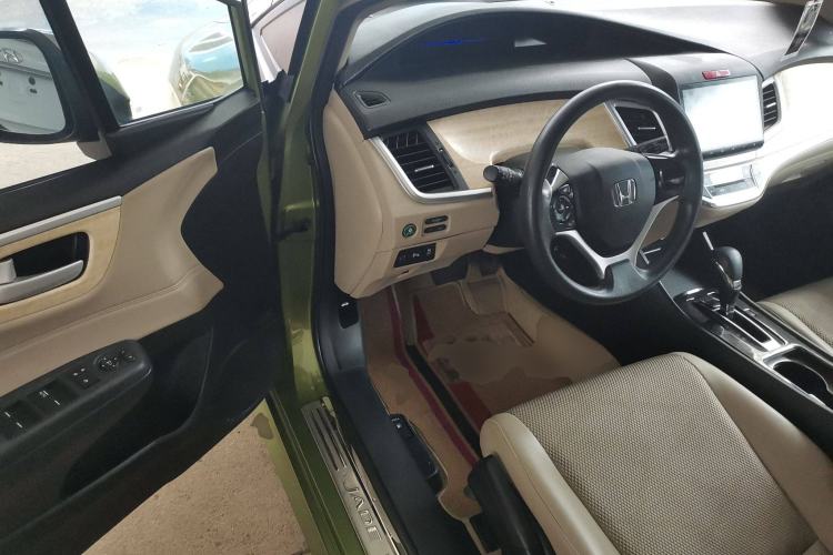 Used Honda Jade 2016 1.8L Automatic Comfort Elite Version 5 Seats
