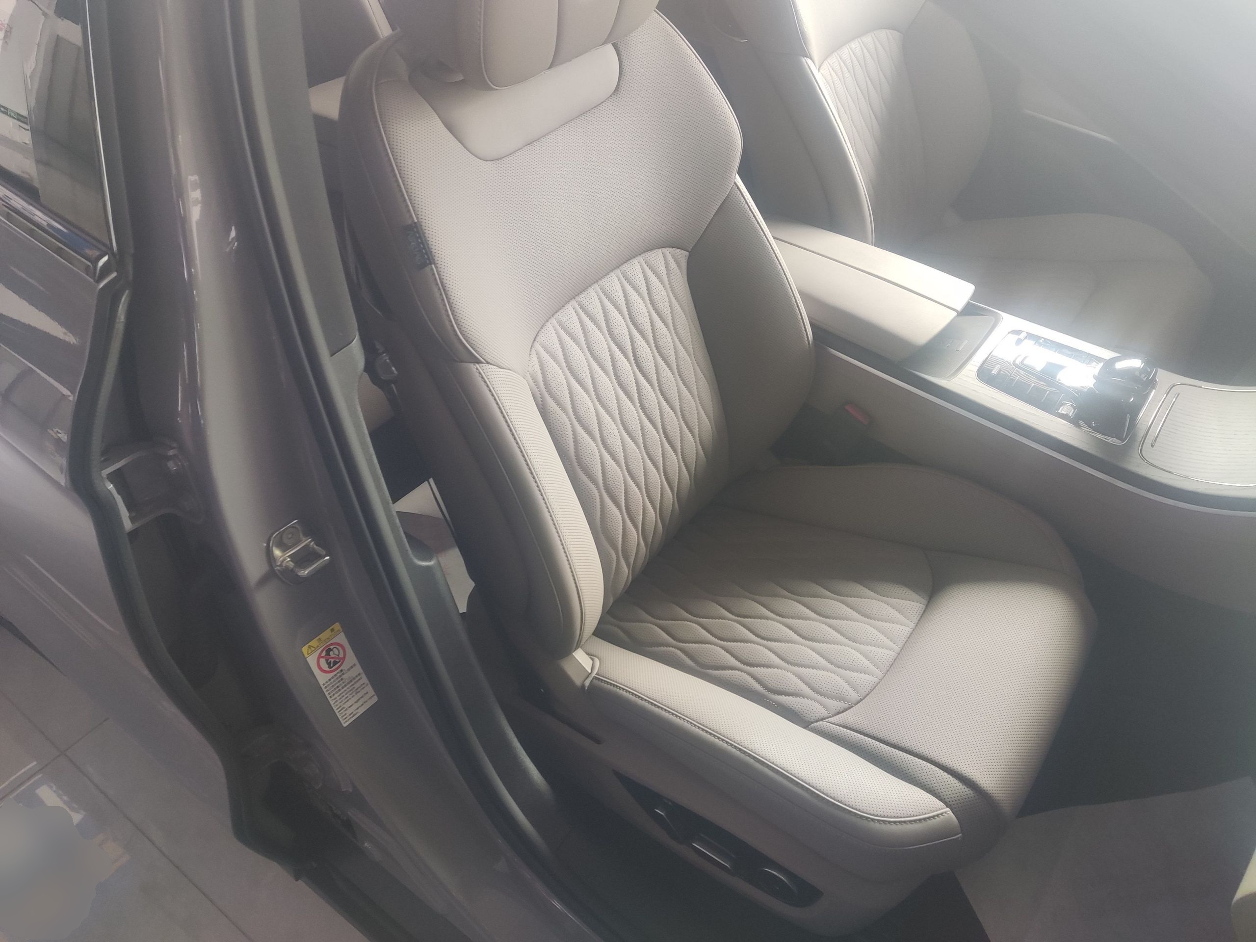 BYD Han 2025 EV Intelligent Driving Edition 701KM LiDAR Flagship Model — снимка 19