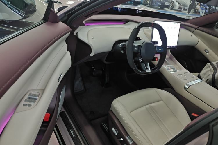 Used Xiaomi Auto YU7 2025 Ultra-Long Range High-Performance All-Wheel-Drive Max Edition
