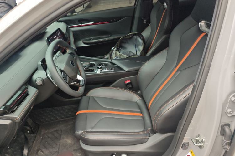 Used CHANGAN UNI-V 2024 1.5T Prestige Edition
