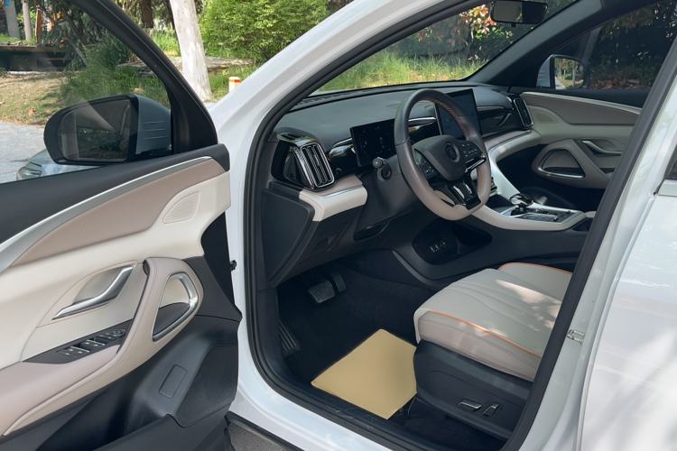 Used BYD Song Pro New Energy 2024 HONOR Edition DM-i 71KM Leading Model
