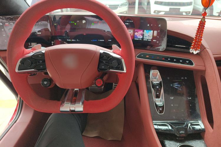 Used MG Cyberster 2024 520 km Legendary All-Wheel-Drive Version Interior 2